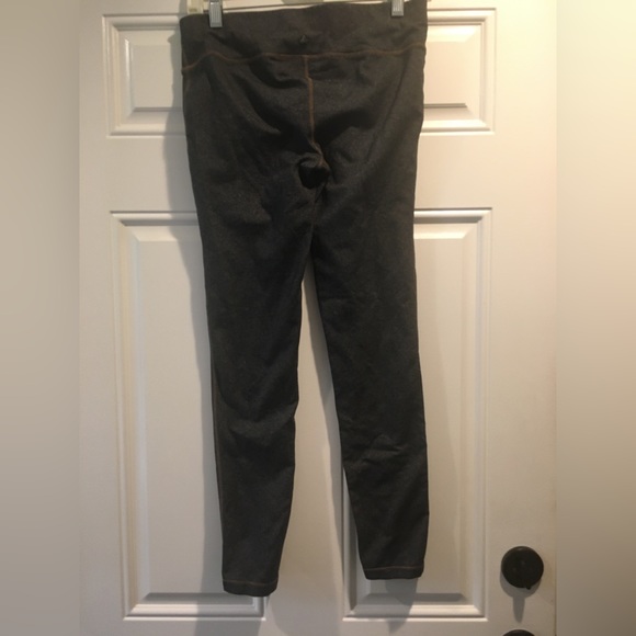 prAna Dark Heather Grey Leggings - Size Medium. - Picture 2 of 5